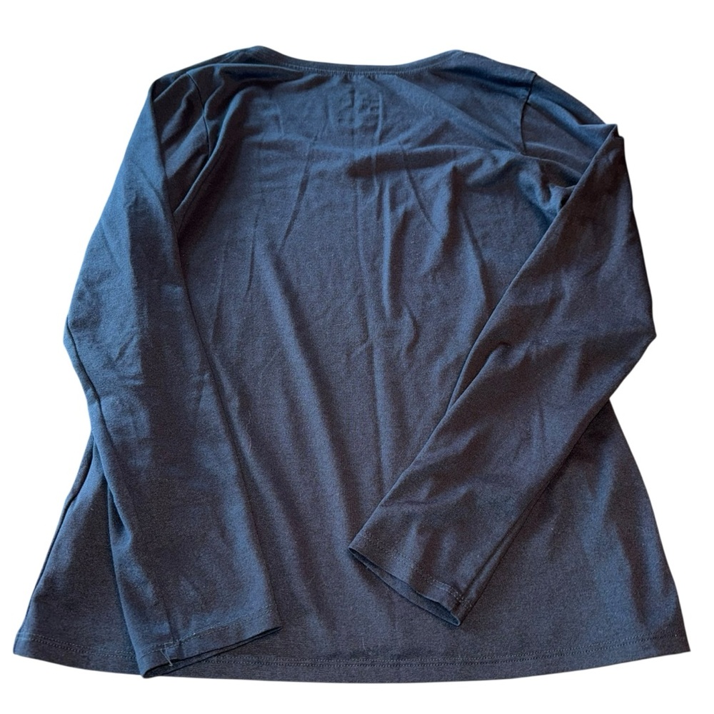 The Nike Tee Dri Fit Women’s Size Small Long Sleeve Tee Athletic Cut V-Neck - Picture 3 of 4